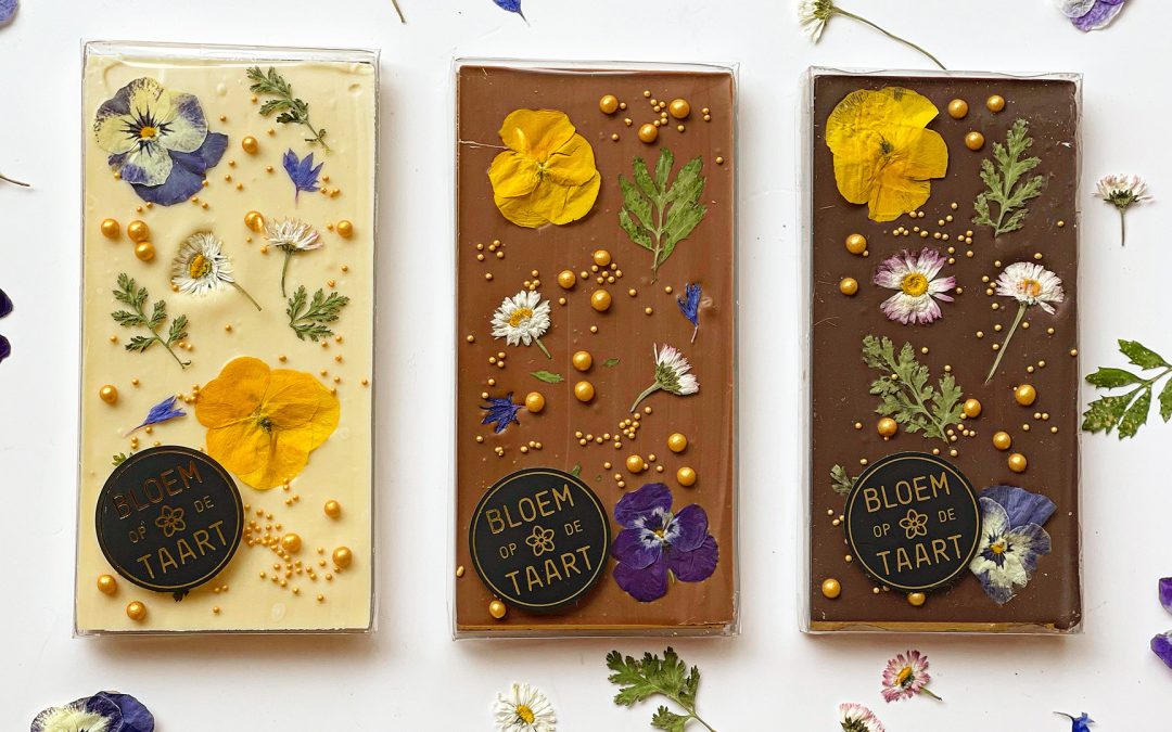 Bloem op de Taart